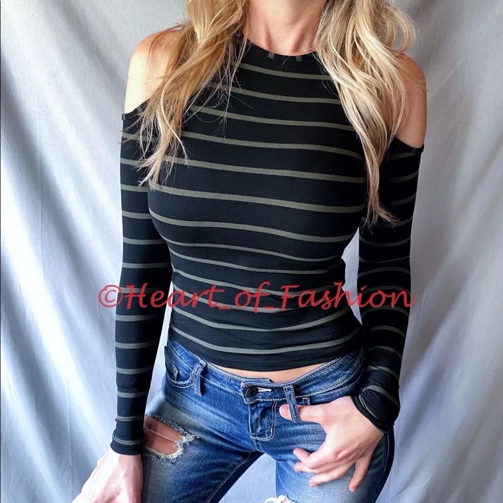 Cold Shoulder Tight Fitted Long Sleeve Crop Top